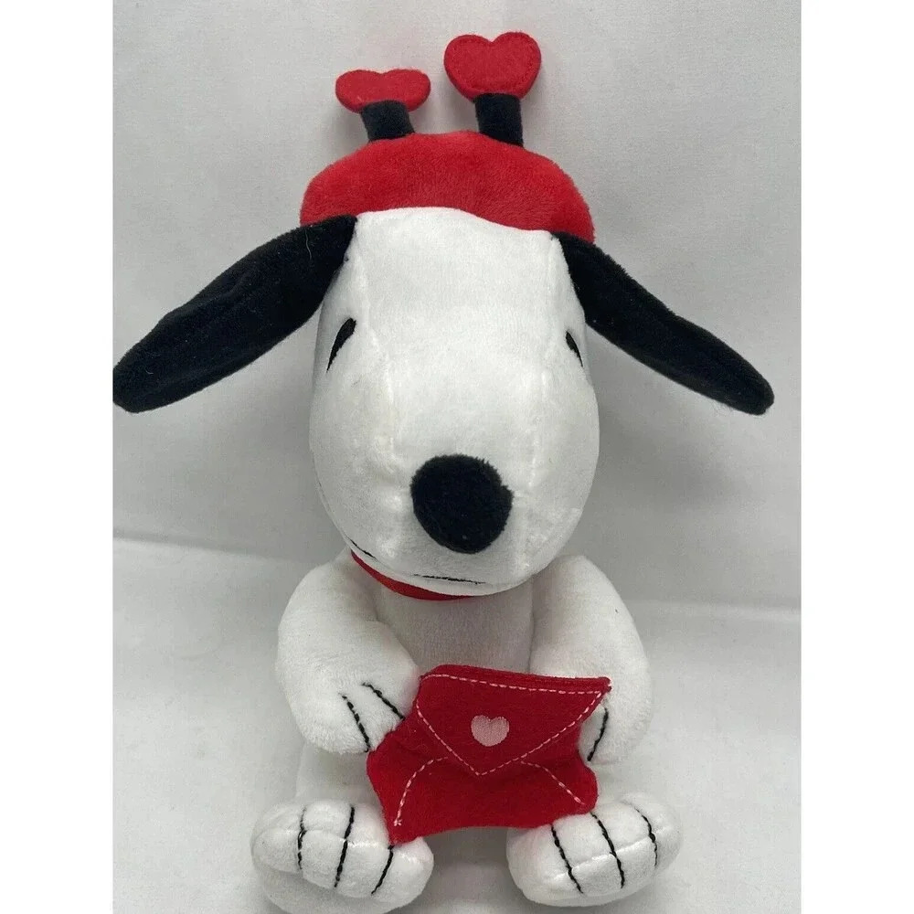 Hallmark Snoopy Peanuts Valentine Plush 2021 with envelope Stuffed Animal Toy